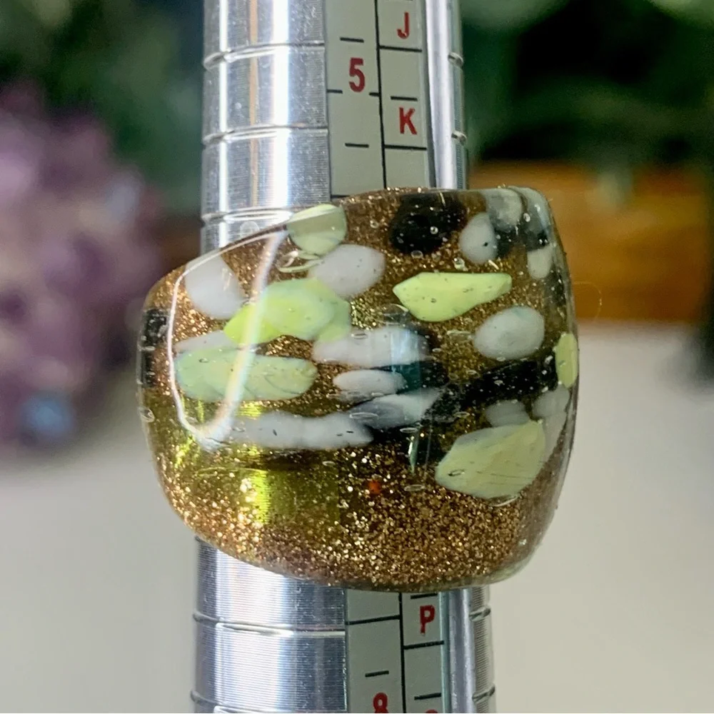 VTG Murano Style Art Glass Hand Blown Gold Foil Lampwork Confetti Dome Ring SZ 7